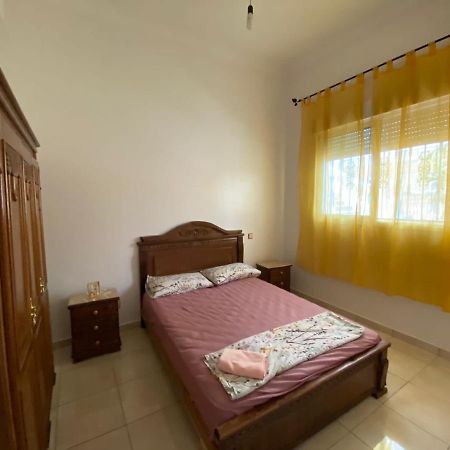 Appartement Martil 3 Chambres Proche De Centre Ville 5Mn A Pied Et La Plage 10Mn A Pied Et 10Mn De Aeroport Tetouan En Voiture Exterior photo