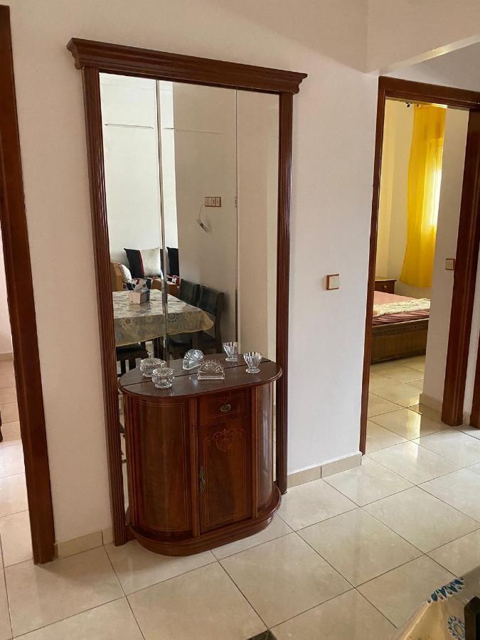 Appartement Martil 3 Chambres Proche De Centre Ville 5Mn A Pied Et La Plage 10Mn A Pied Et 10Mn De Aeroport Tetouan En Voiture Exterior photo